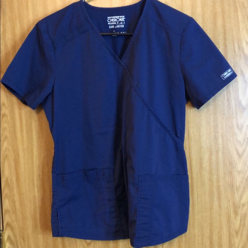 Scrub set